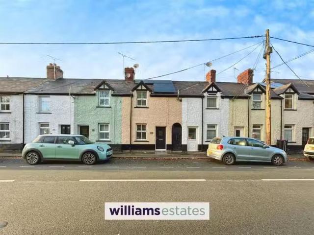 House for rent in Y Bontuchel, Denbighshire