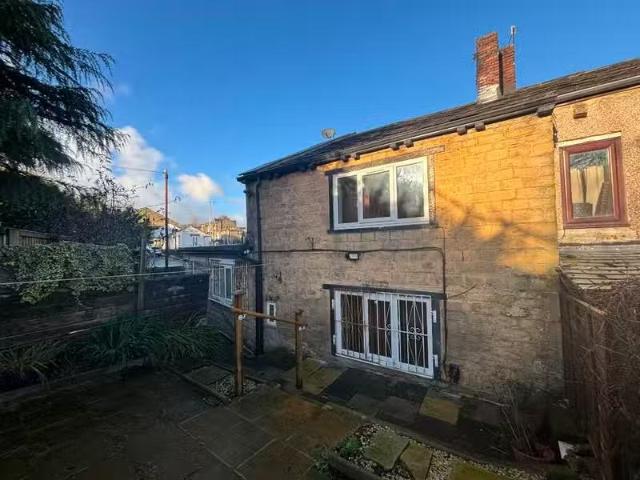 House for rent in Pickles Hill, Bradford