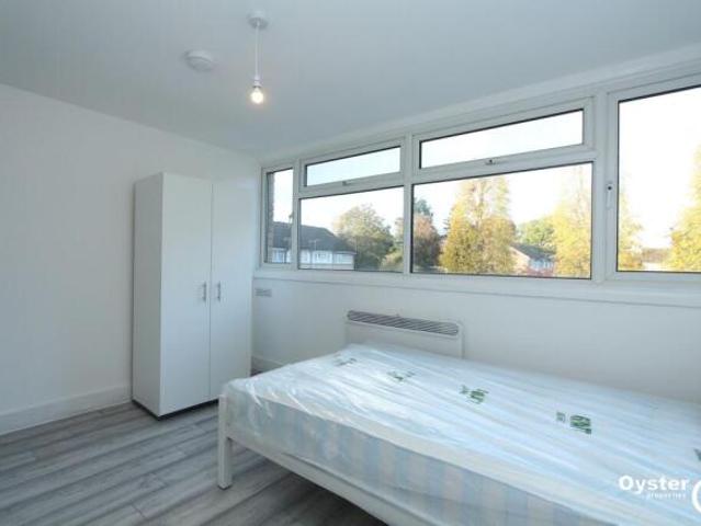Cottage for rent in Harefield, City Of Southampton