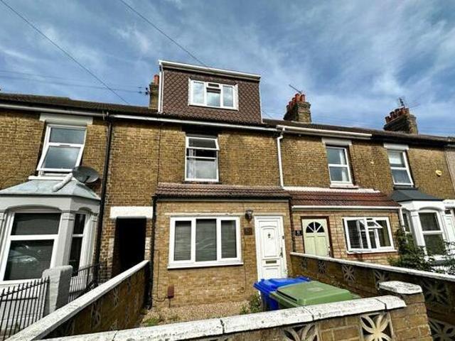 House for rent in Oad Street, Kent
