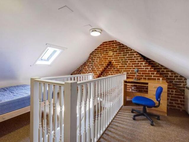 Cottage for rent in The Bridge, Kent