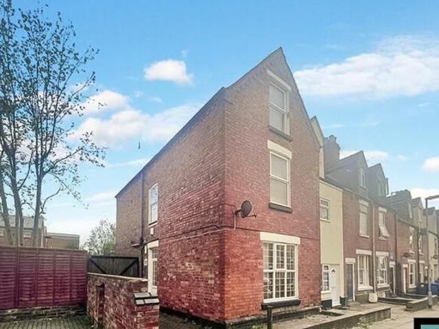 House for rent in Leyfields, Kettlebrook