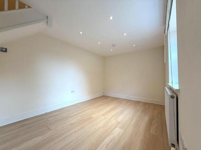Cottage for rent in Feckenham, City Of Bristol