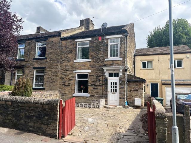 House for sale in Lower Woodlands, West Yorkshire