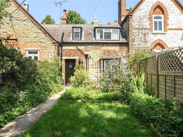 House for sale in Berrick Salome, Oxfordshire