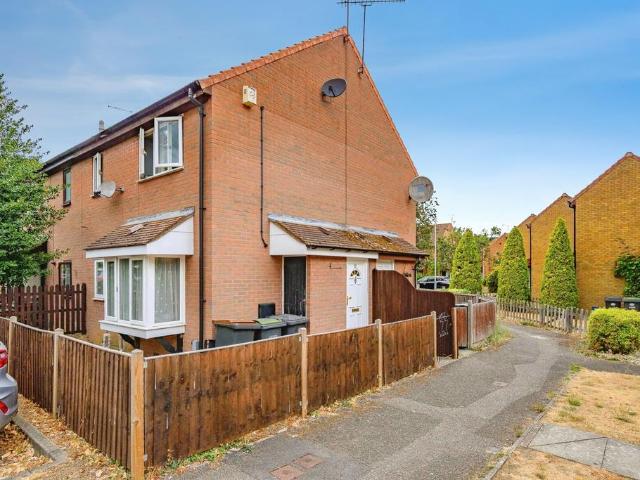 House for sale in Lewsey Farm