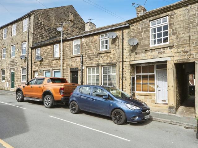 House for sale in Cullingworth, Bradford