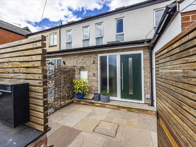 House for sale in Lady Bay, Barton In Fabis