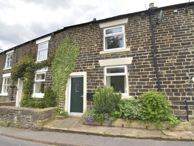 House for sale in Charlesworth, East Midlands