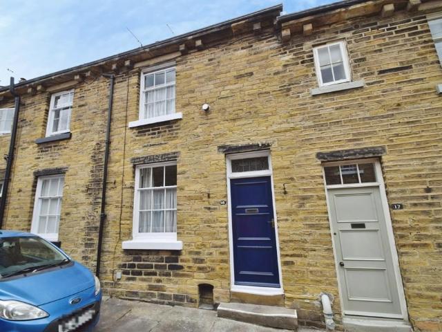 House for sale in Baildon, West Yorkshire
