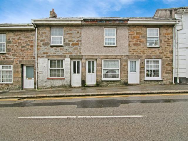 House for sale in Mount Ambrose, Cornwall