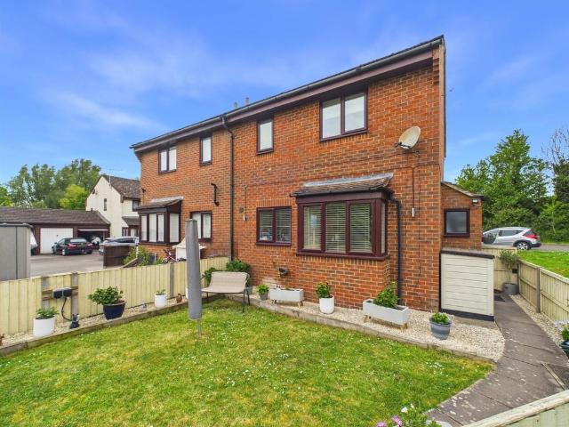 House for sale in Berrick Salome, Oxfordshire