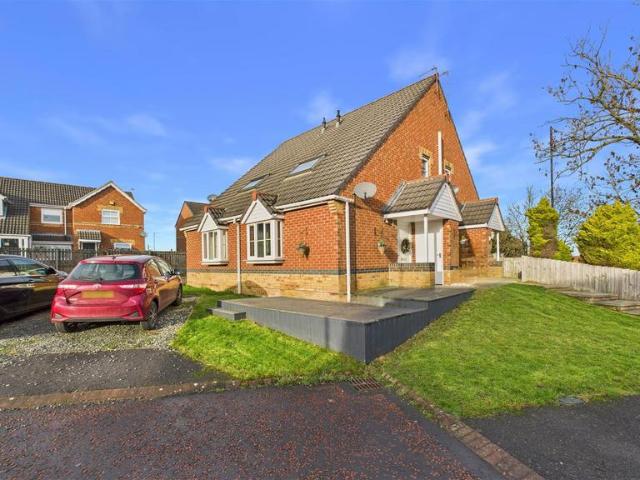House for sale in Hylton Lane Estate, Tyne And Wear