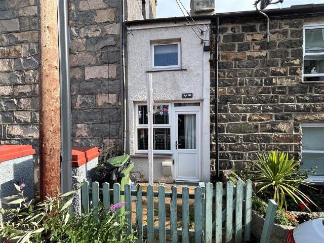 House for sale in Yr Heliwr Community Garden, Nefyn