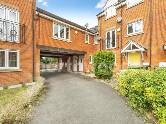 House for sale in The Ronkswood, Worcestershire