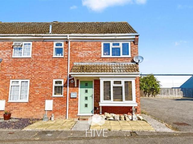 House for sale in Highcliffe
