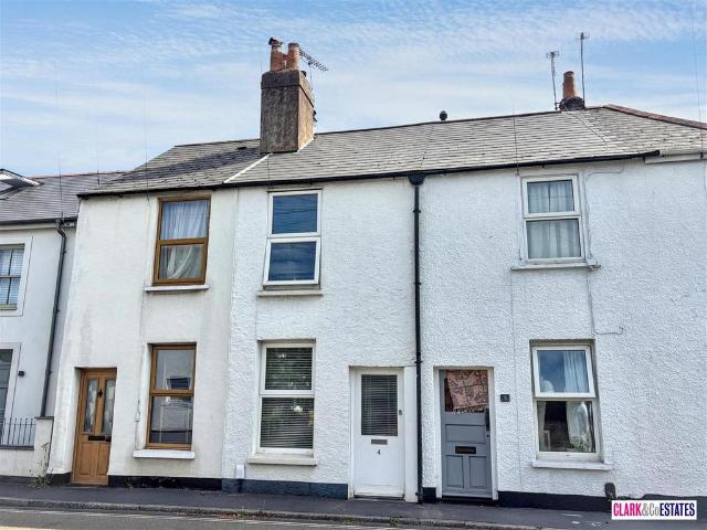 House for sale in Watergate, Devon