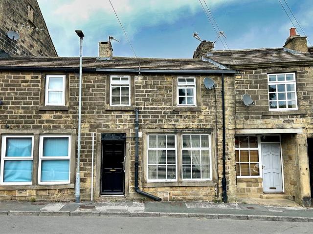 House for sale in Cullingworth, West Yorkshire