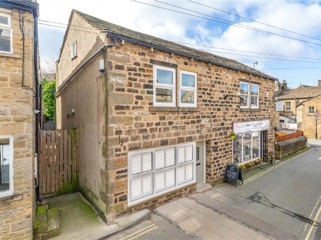 House for sale in Otley, West Yorkshire