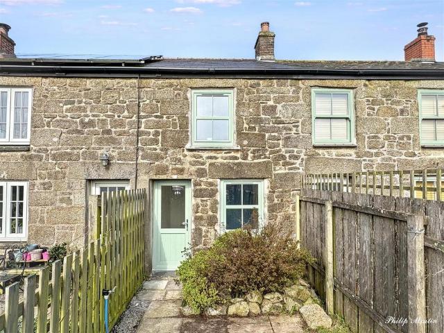 House for sale in Four Lanes, Cornwall
