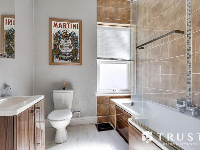 House for sale in Firthcliffe, Millbridge