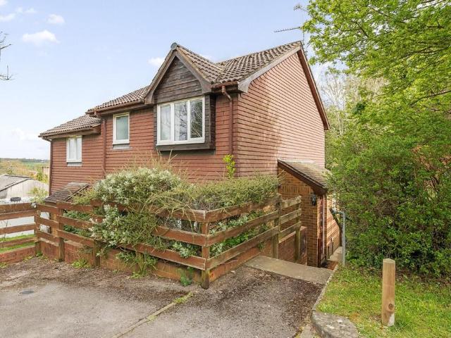 House for sale in Wrecclesham, Fole