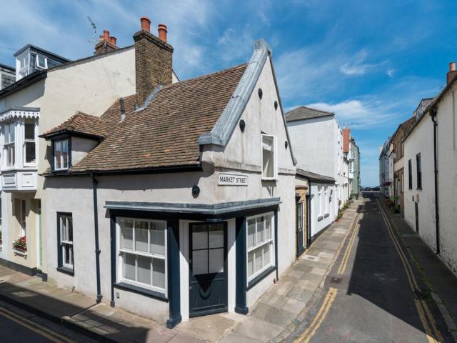 House for sale in Middle Deal, Ash
