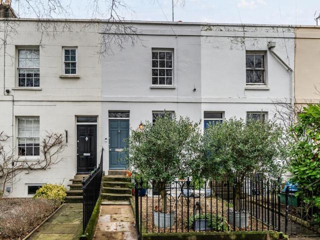 House for sale in Golden Valley, Gloucestershire