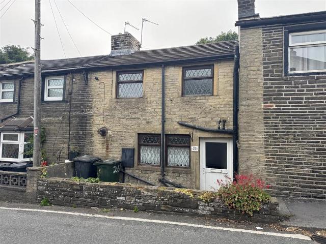 House for sale in Queensbury, West Yorkshire