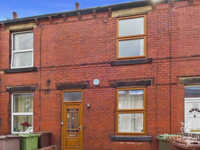 House for sale in Ossett, West Yorkshire