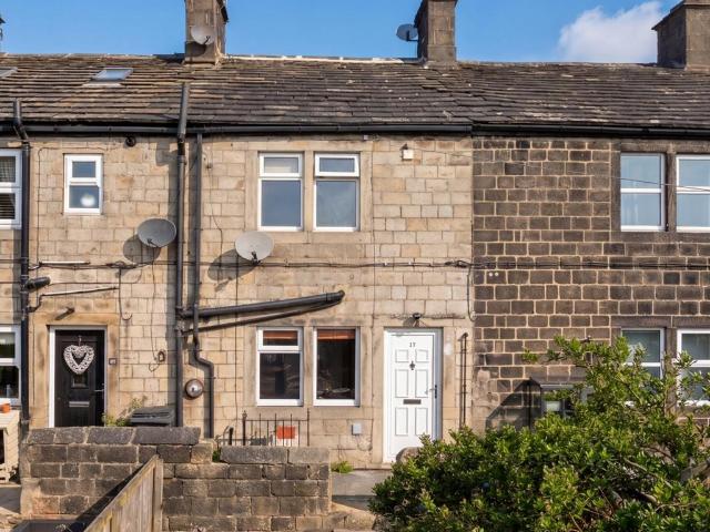 House for sale in Farsley, West Yorkshire