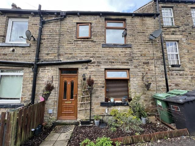 House for sale in Flockton, West Yorkshire