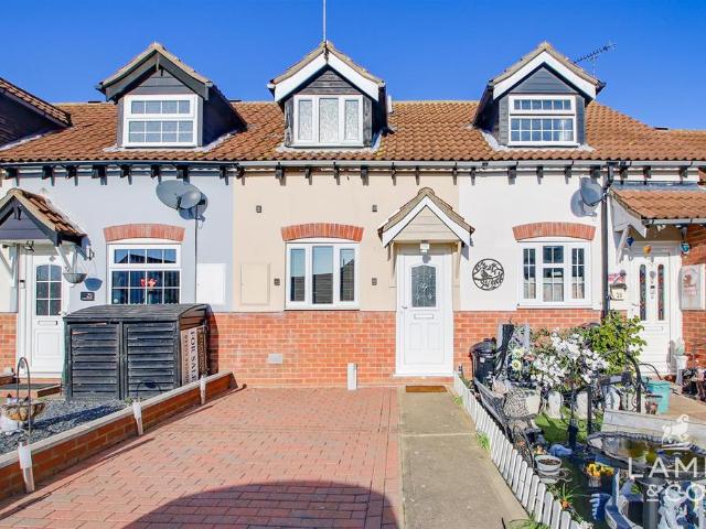 House for sale in Dale Hill, Essex