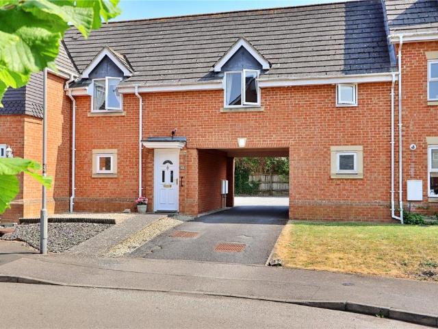 House for sale in Wolverton and Greenleys, Old Wolverton