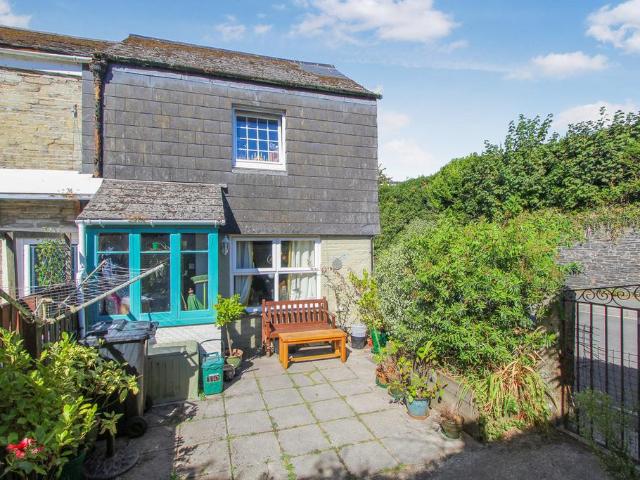 House for sale in Lamellion, Cornwall