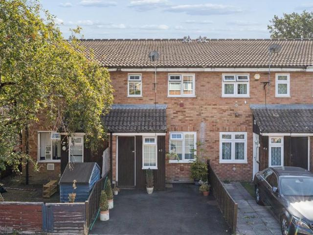 House for sale in Colnbrook with Poyle, Slough