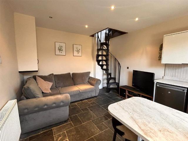 House for sale in New Delph, Pendock