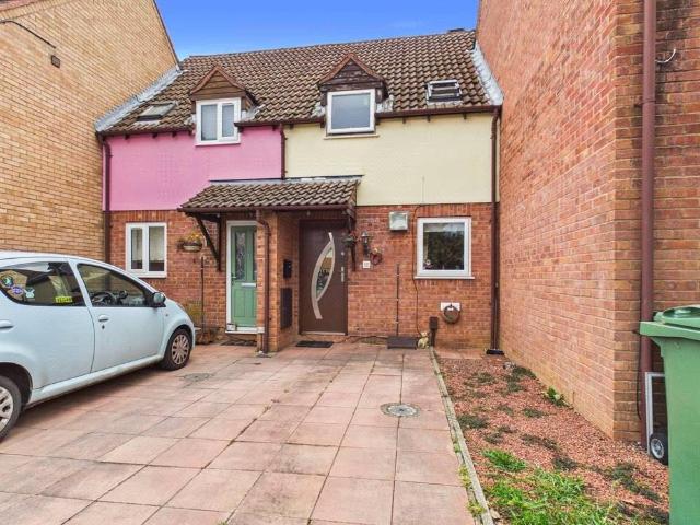 House for sale in Gloucester, Gloucestershire