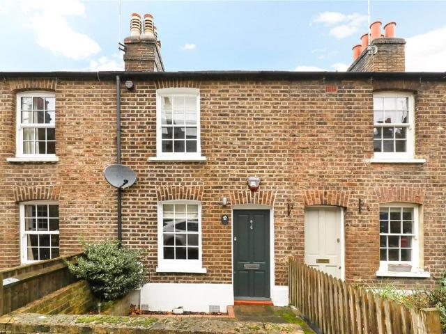 House for sale in London Borough of Ealing, Greater London