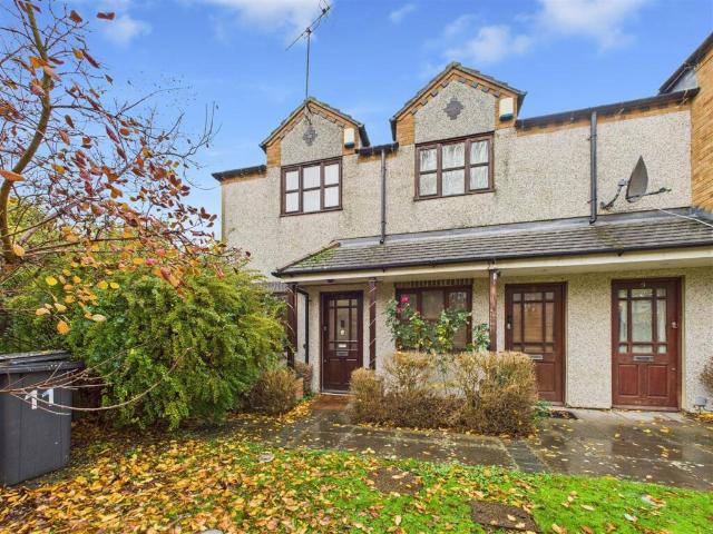 House for sale in New Bilton