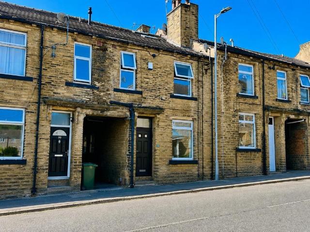 House for sale in Baildon, West Yorkshire