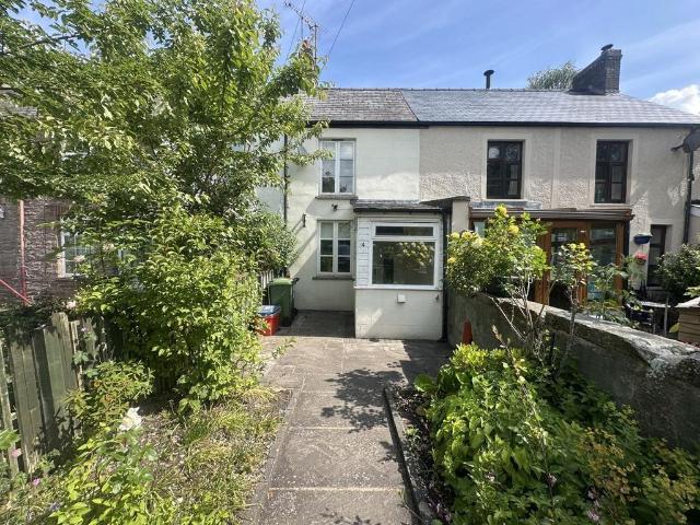 House for sale in Talybont-on-Usk, Wales