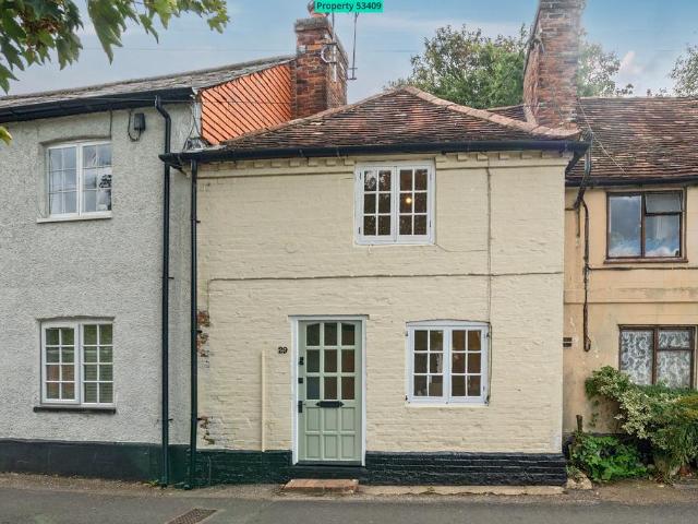 House for sale in Wrecclesham, Fole