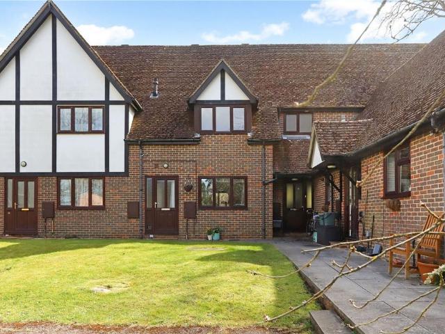House for sale in Wrecclesham, Fole