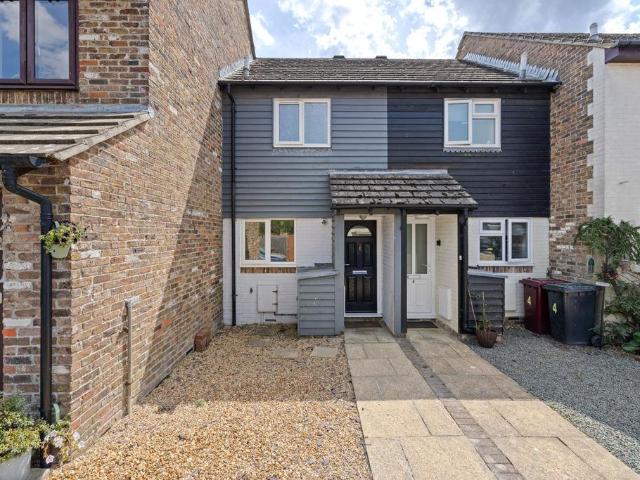 House for sale in Littlecote, West Sussex