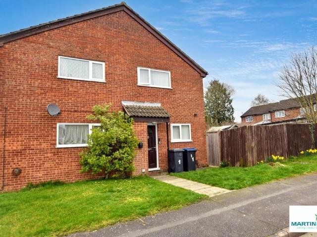 House for sale in Stretton Baskerville, Barton