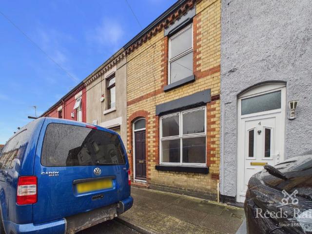 House for sale in Calderstones