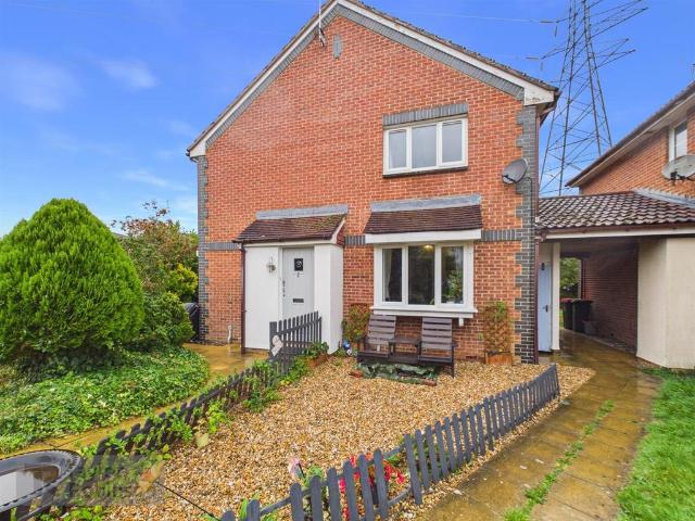 House for sale in Maidenbower, Crawley