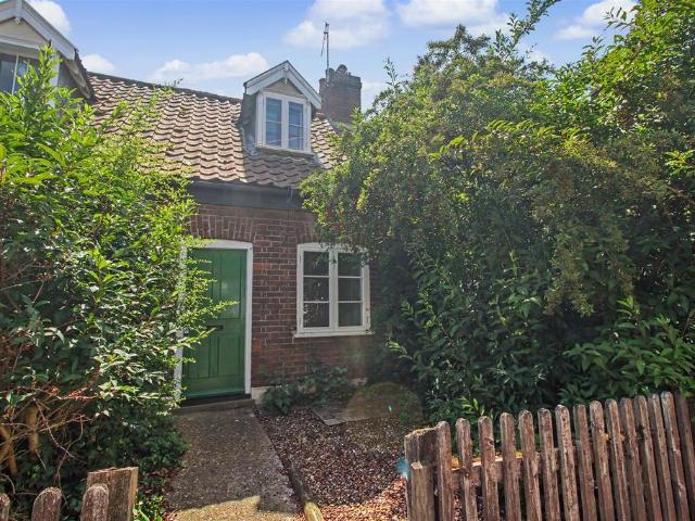 House for sale in New Catton, East Bank