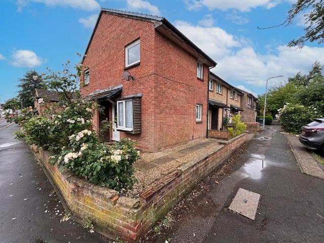 House for sale in Hainault, Greater London